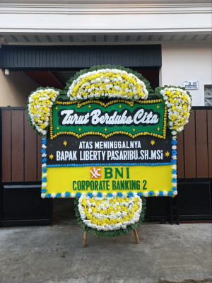 Papan Bunga Duka di Wasile Selatan